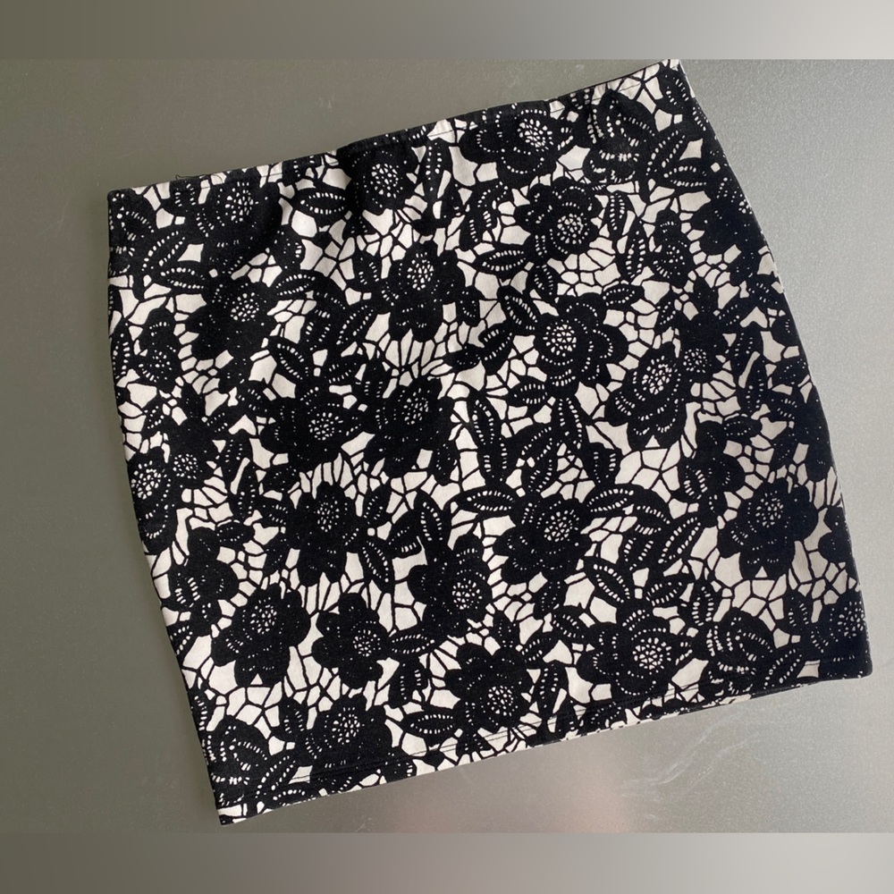 Mini skirt!